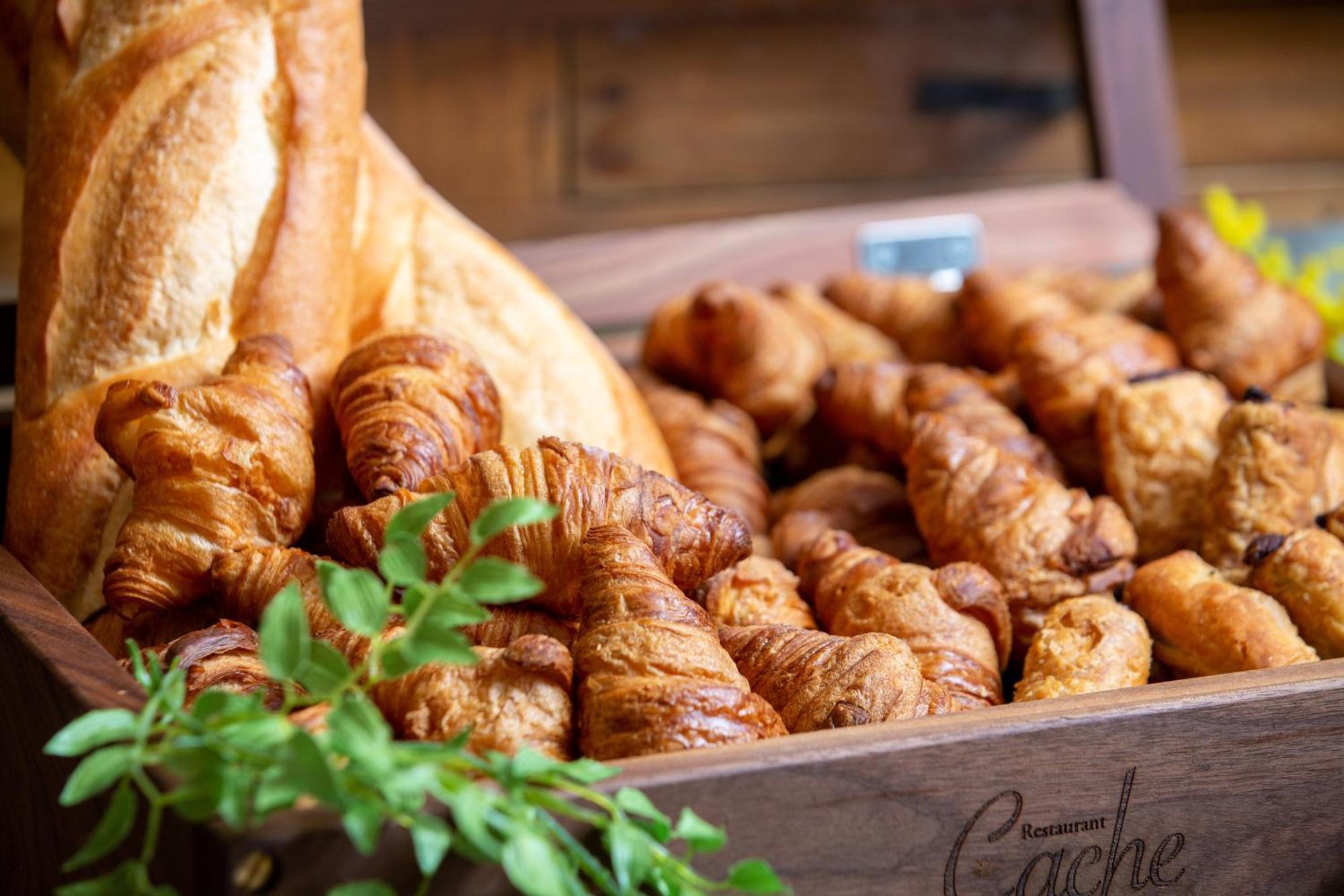 Urayasu Brighton Hotel Tokyo Bay Zewnętrze zdjęcie Croissants
