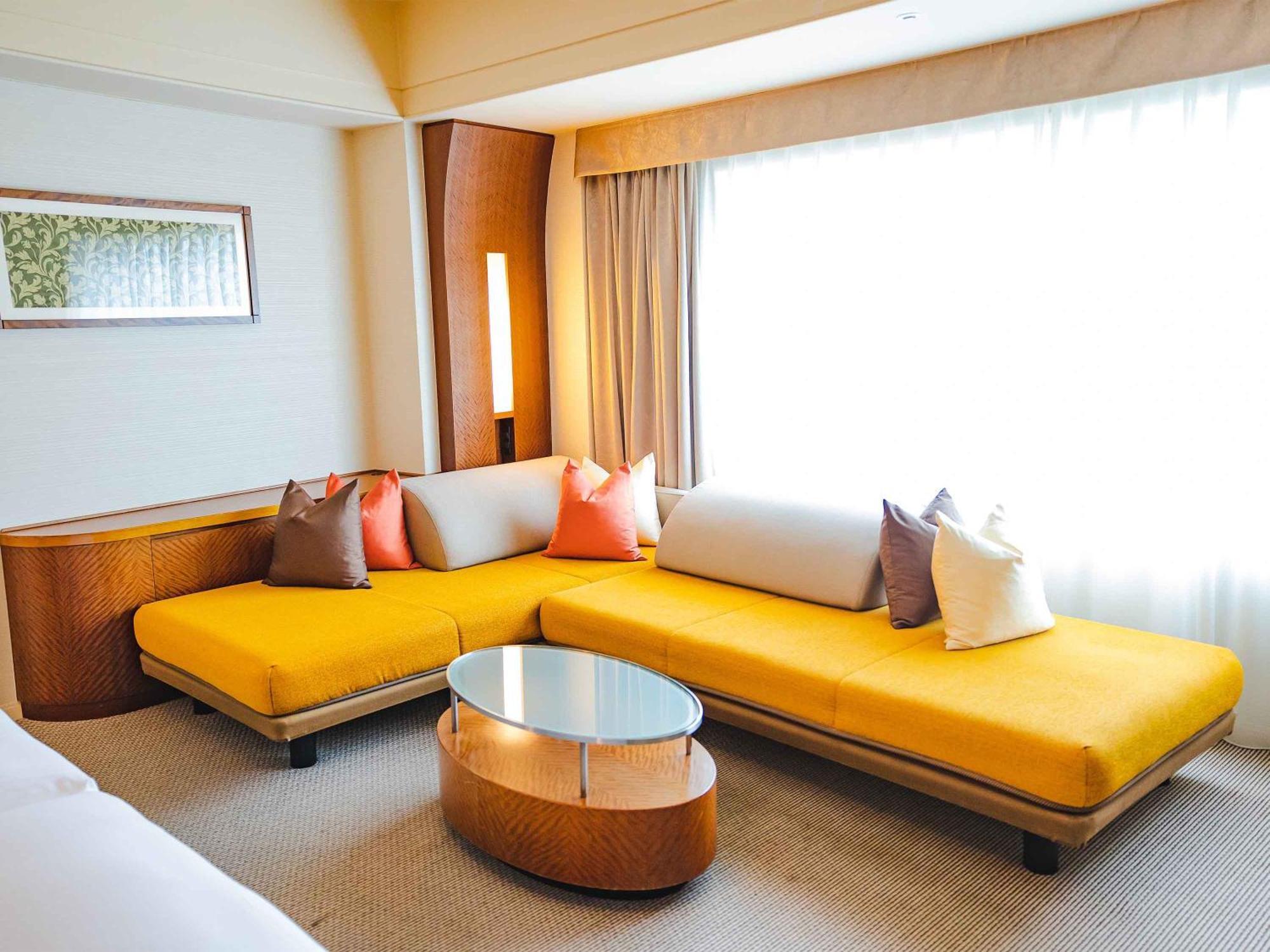 Urayasu Brighton Hotel Tokyo Bay Zewnętrze zdjęcie A sofa