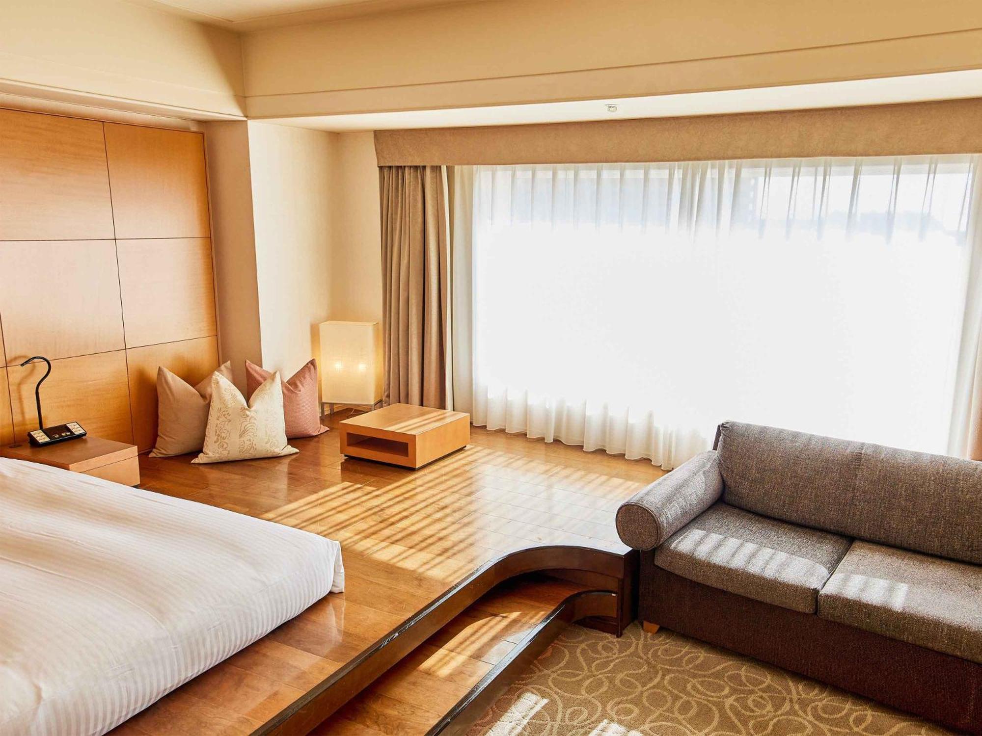 Urayasu Brighton Hotel Tokyo Bay Zewnętrze zdjęcie A room at the hotel